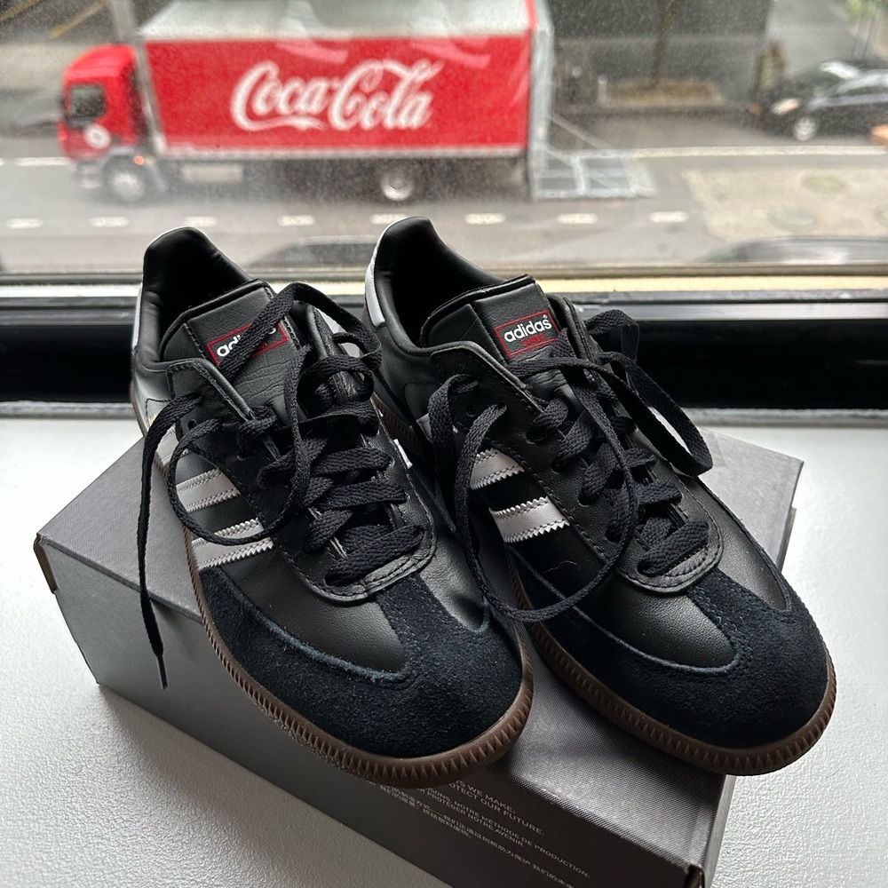 Adidas Samba Leather Black White